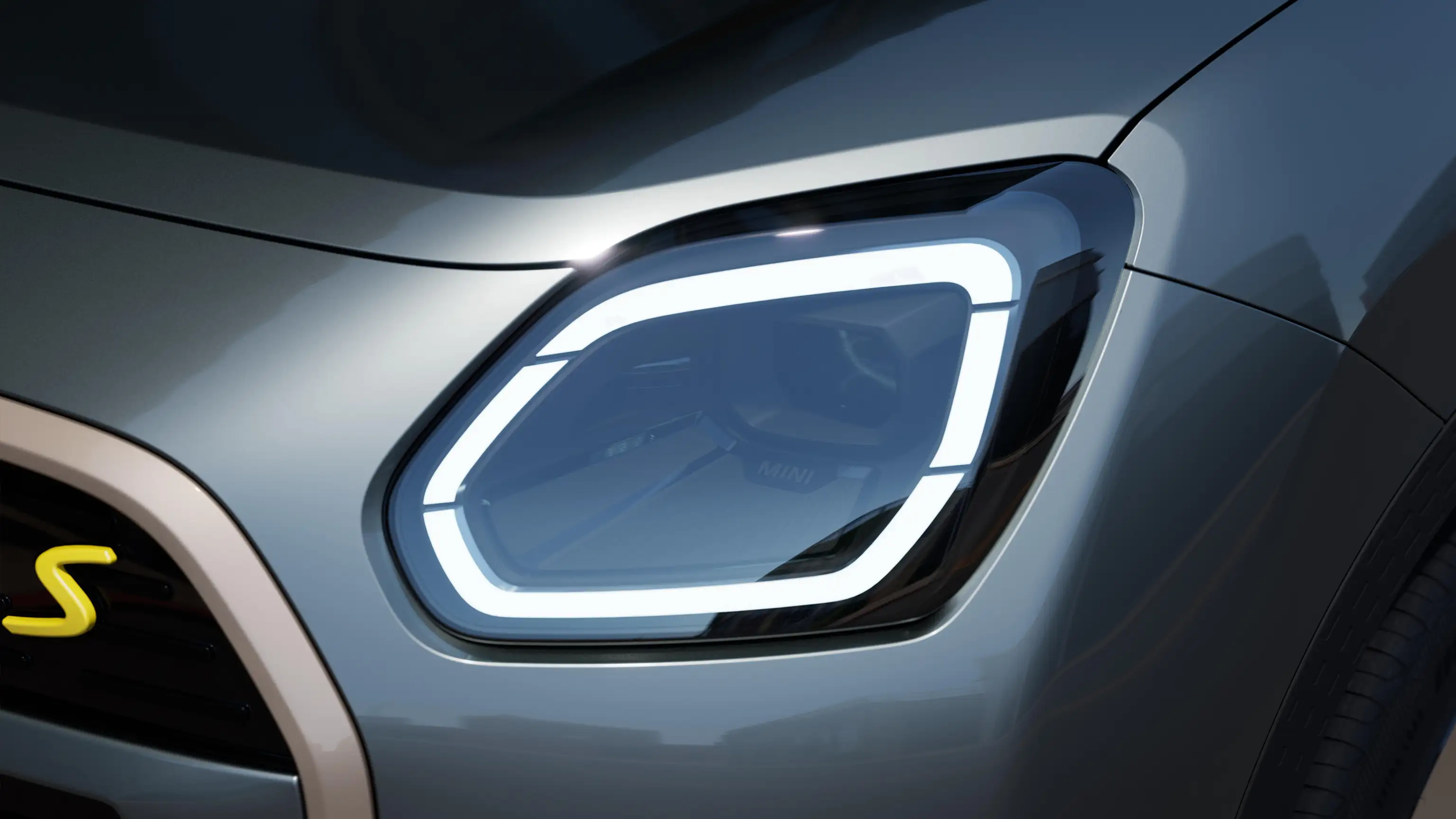 All-Electric MINI Countryman - Headlights