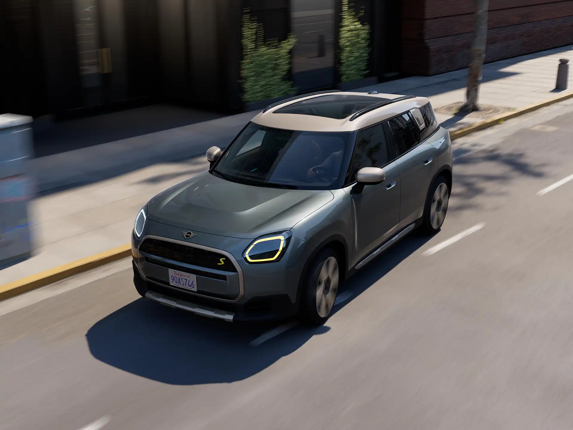 All-Electric MINI Countryman -  test drive teaser