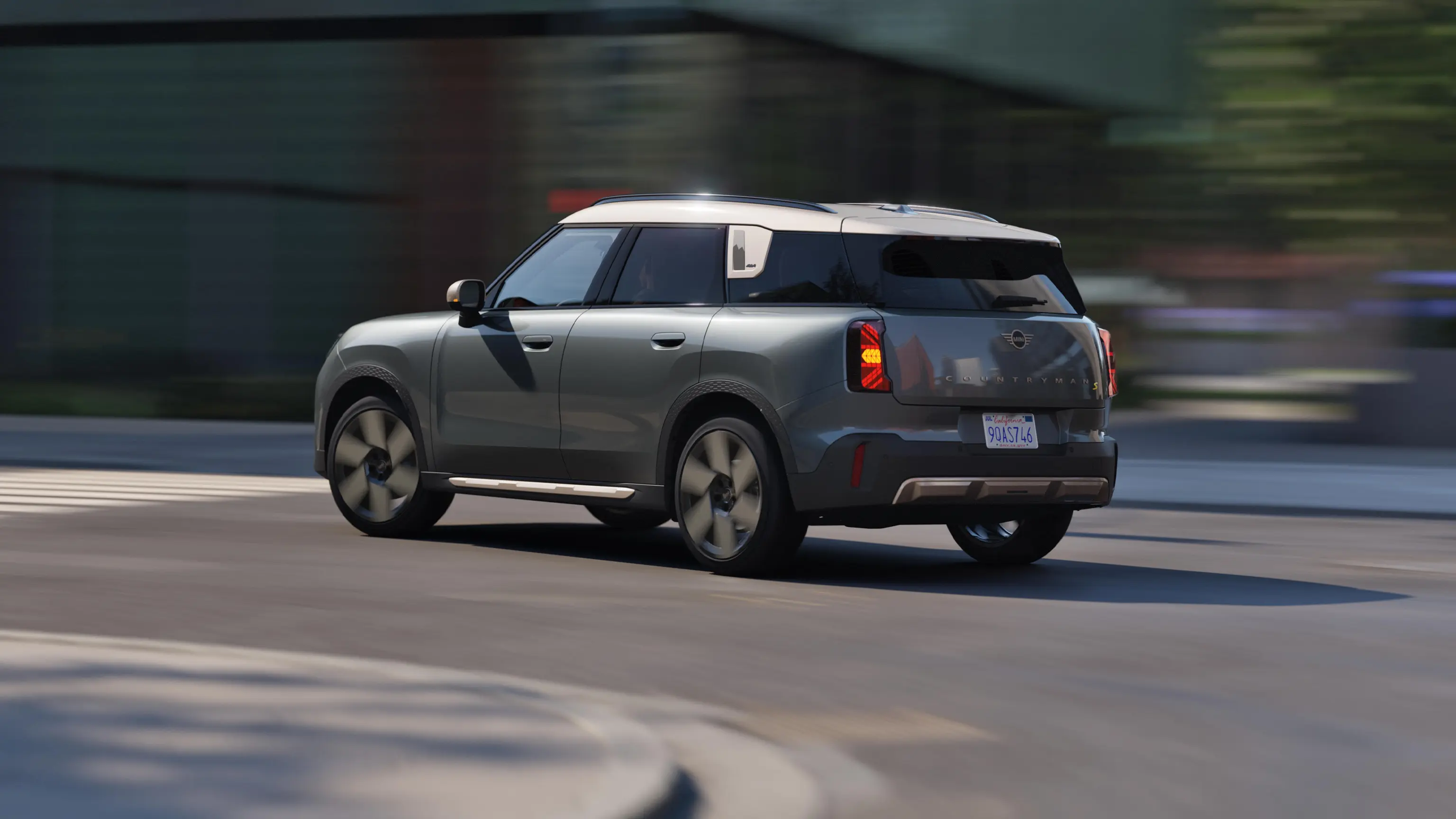 All-Electric MINI Countryman - Driving Assistant