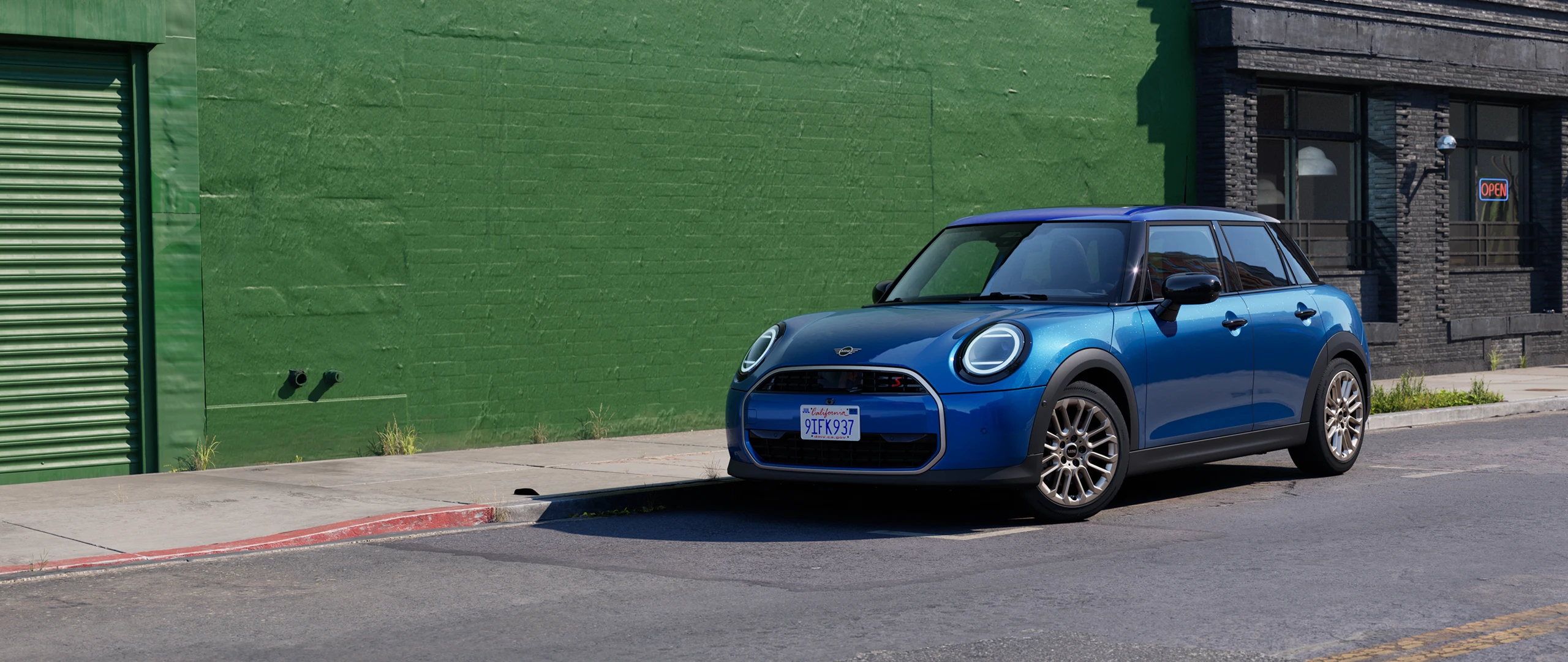 Home - main stage teaser - F65