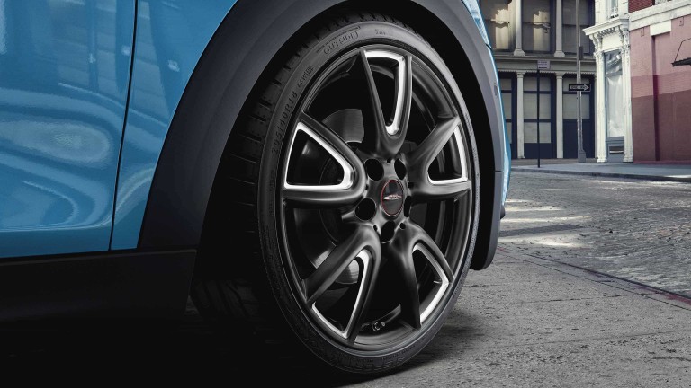18" JCW Wheels – double spoke 534 – Black