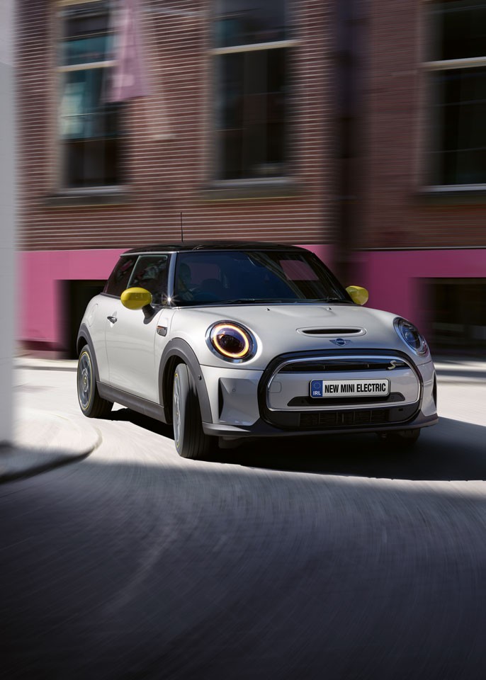 Image of the MINI Electric.