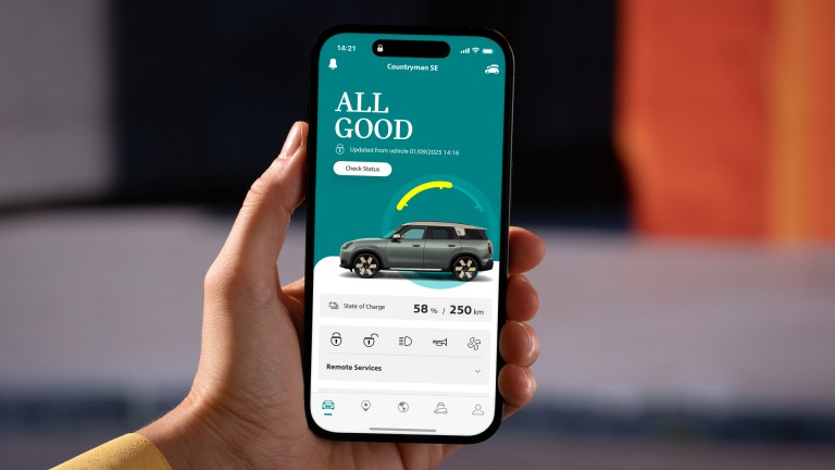 MINI all-electric Countryman - digital experience - mini app