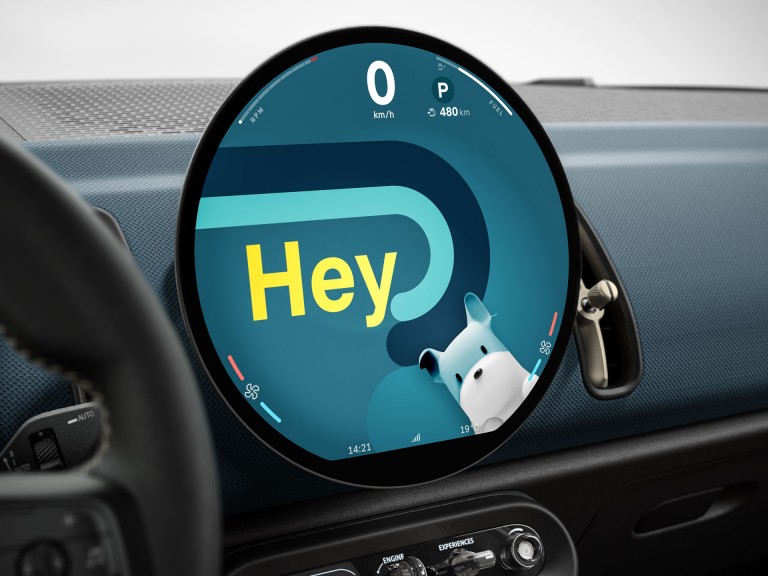 All-electric MINI Countryman - interior - oled display