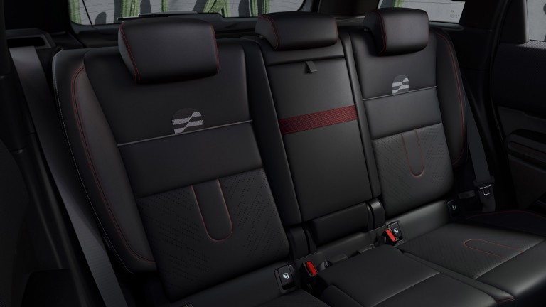 All-electric MINI Countryman - gallery interior - 02