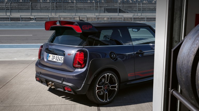 MINI John Cooper Works GP – grey and red – side view MINI John Cooper Works GP – grey and red – side view